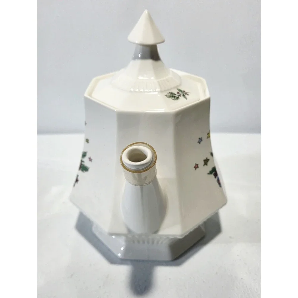 Vintage Nikko Christmastime Tea Pot with Lid Octogon Made in Japan *READ*